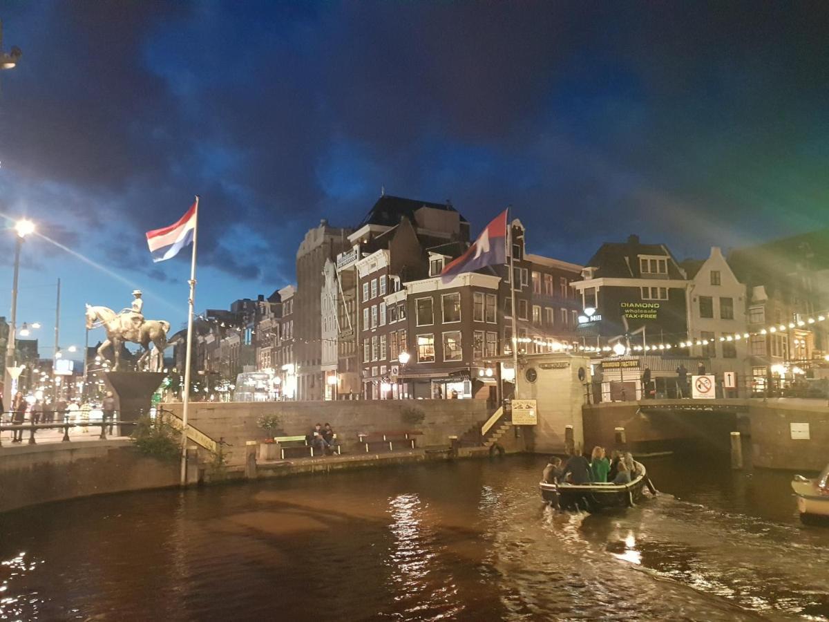 Hotel Euphrate Houseboat Amsterdam Esterno foto
